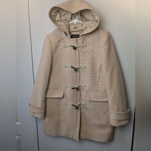 J. CREW Italian Wool Toggle coat size 10 p 70% Wool beige color 2 pockets